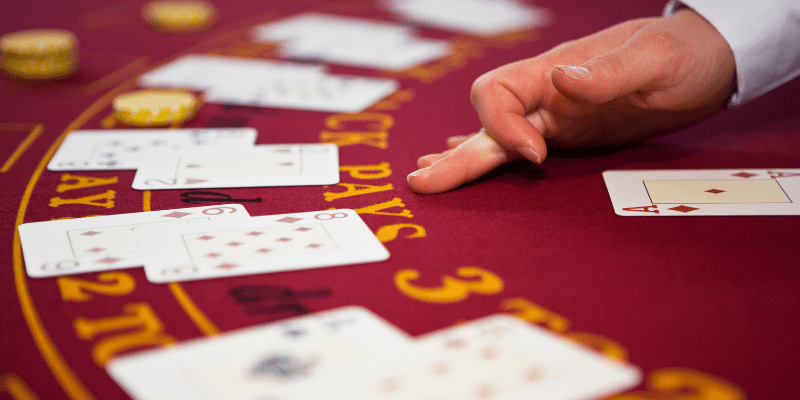 Blackjack là gì? và cách chơi cơ bản cho người mới Tìm hiểu về Blackjack là gì